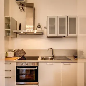  Appartement Elegant Behind The Colosseum