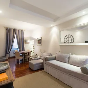 Holidays Banchi Nuovi Apartamento